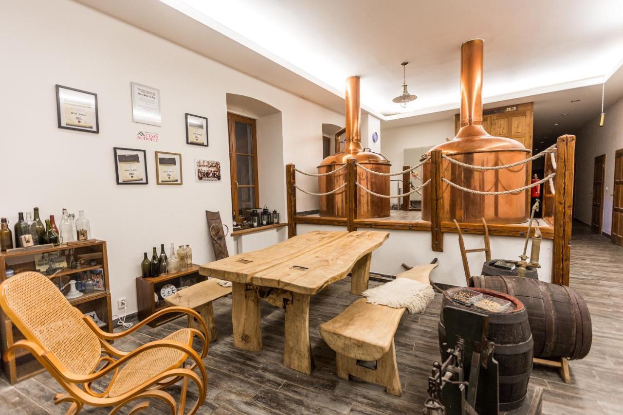 Pivovar A Penzion Grasel Český Rudolec Extérieur photo