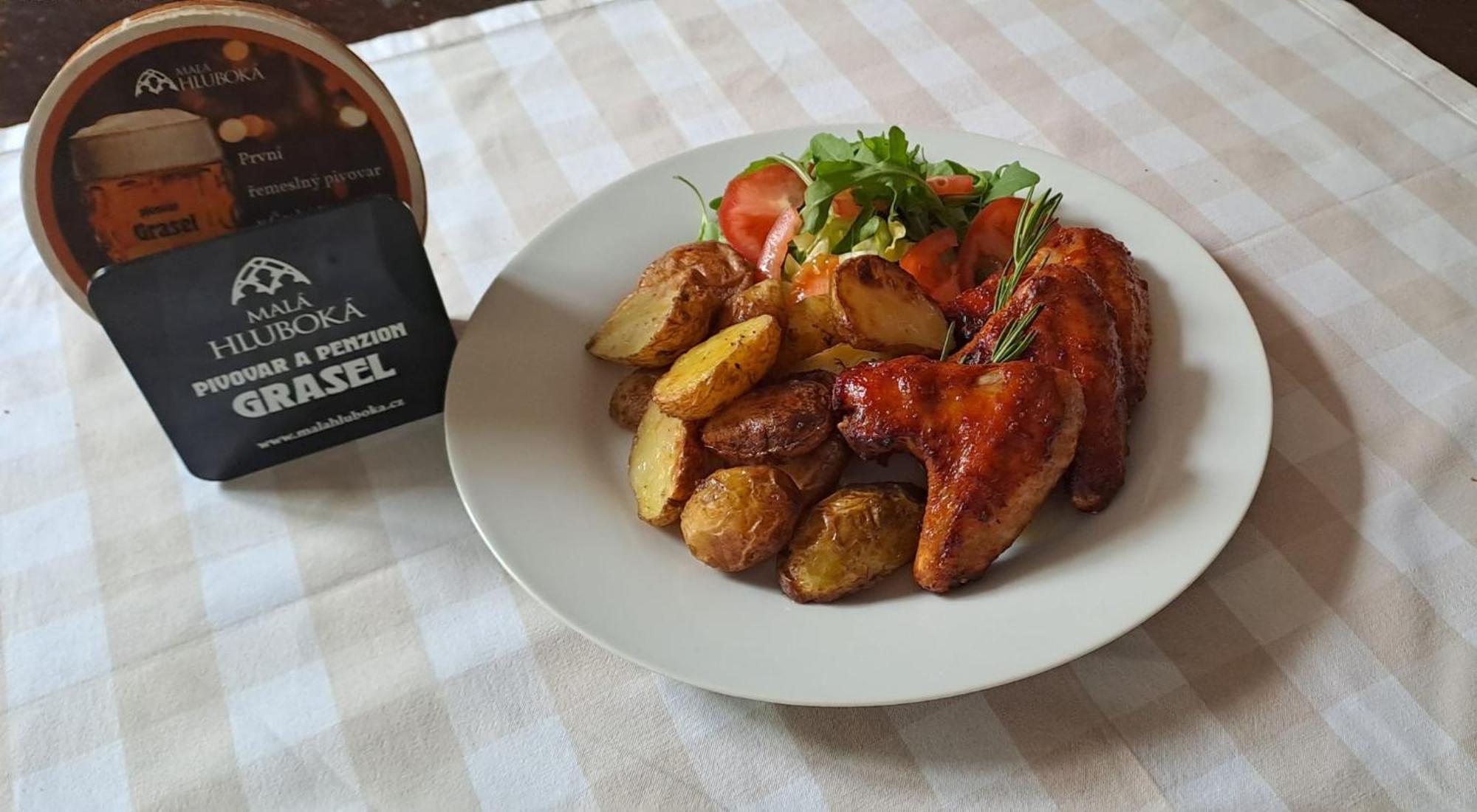 Pivovar A Penzion Grasel Český Rudolec Extérieur photo