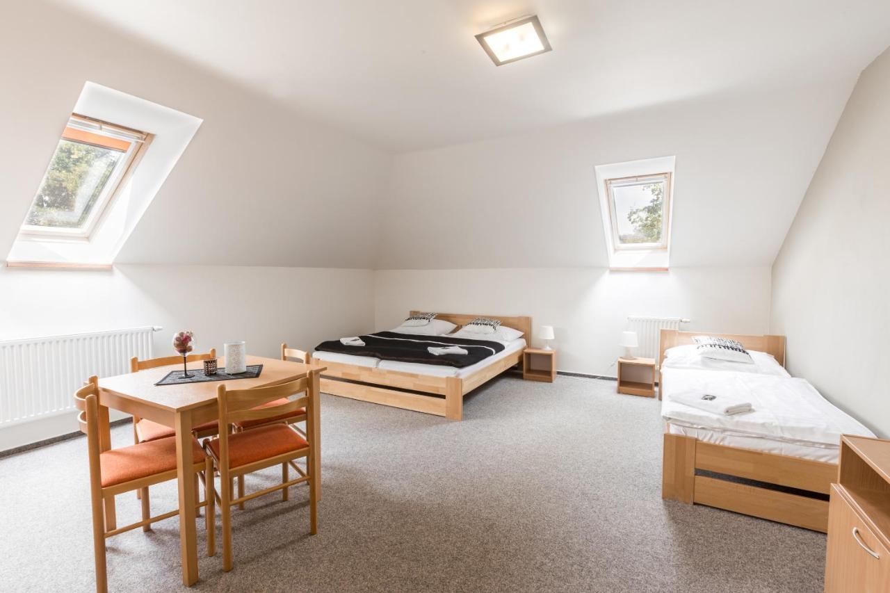 Pivovar A Penzion Grasel Český Rudolec Extérieur photo